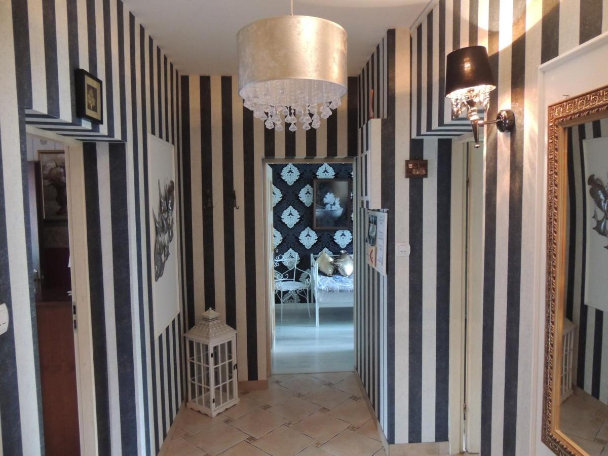 Apartament Michelle Apartment ชเตชชิน ภายนอก รูปภาพ